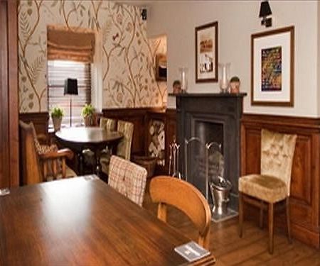 Black Lion Hotel Llanfair Talhaiarn Exterior foto